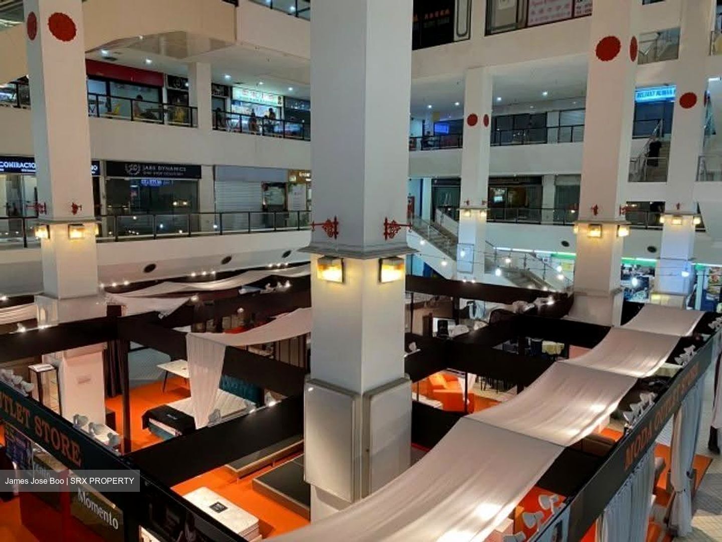 Upper Serangoon Shopping Centre (D19), Shop House #632008941